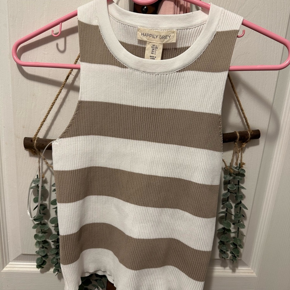 White and Brown Sleeveless Crop Tank Top